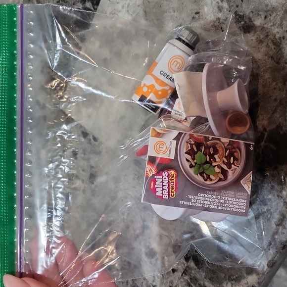 Mini Brands Create MasterChef - Picture 5 of 5